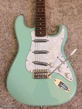 Fender Squier Surf Modified Stratocaster