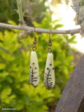 Boucles d'oreilles céramique lys - Fait main