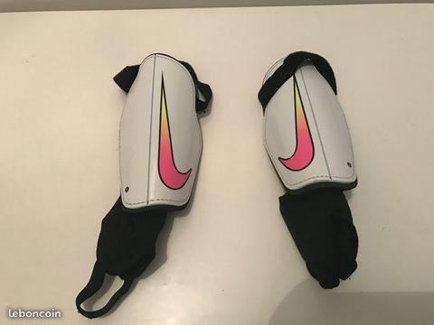 Protège-Tibias Slip Coque Rigide de Nike - taille
