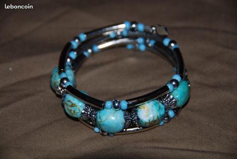 Bracelet fantaisie perles turquoises