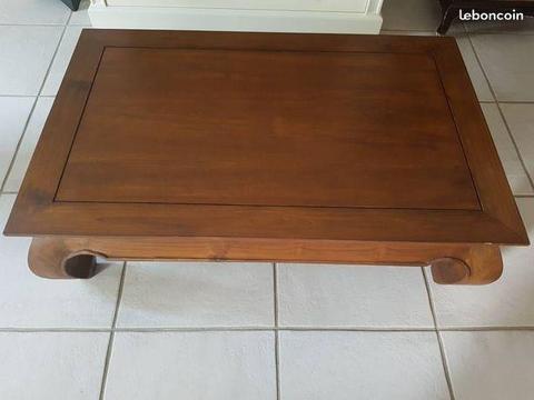 table basse en bois exotique
