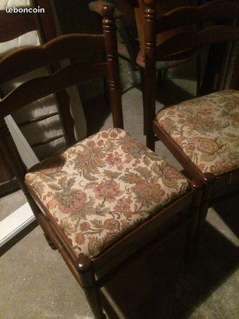 6 chaises anciennes en bois