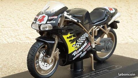 Moto DUCATI 74