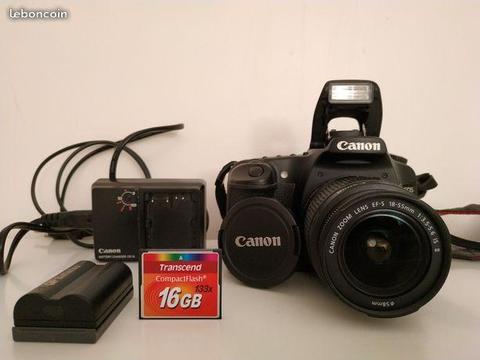 Canon 30D + 18-55 IS II + 2 batteries + extras