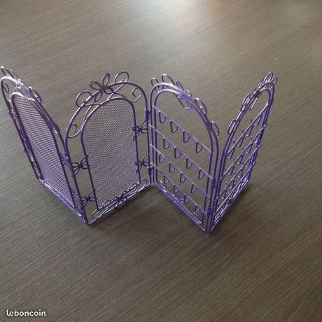 Porte bijoux violet