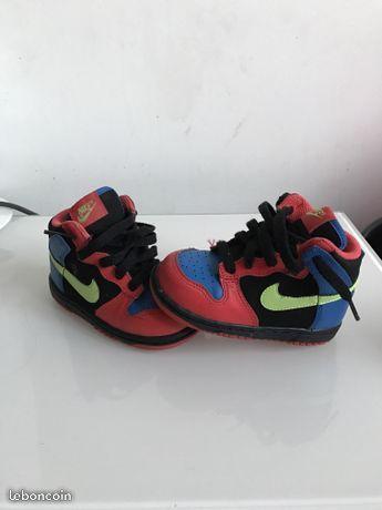 Chaussures Nike bébé