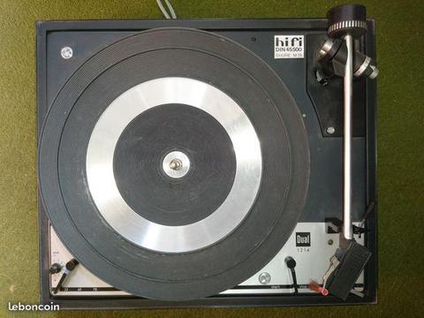 Tourne disque vinyle vintage dual
