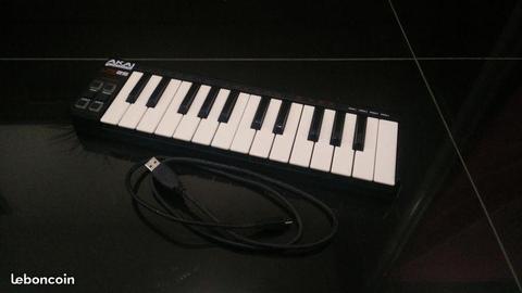 Clavier MIDI Akai LPK 25