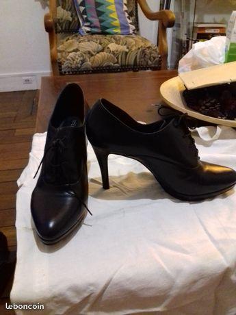 Chaussures femme Minelli