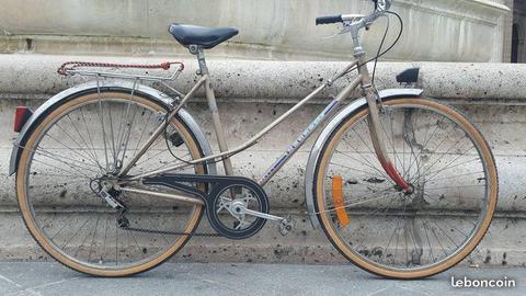 Vélo de ville femme PEUGEOT vintage