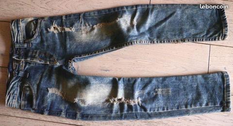 Paire de pantalons en jeans pour enfant