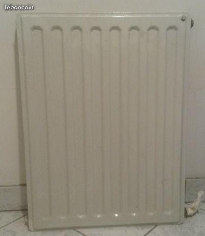 RADiATEUR CHAUFFAGE CENTRAL BLANC