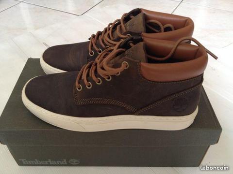 Chaussures TIMBERLAND Marron Taille 41 US 7.5NEUF