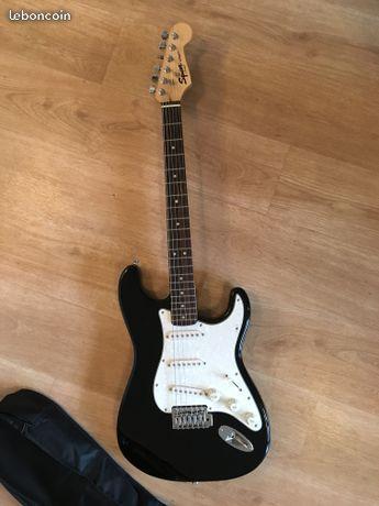 Squier Stratocaster Classic Vibes Fender + housse