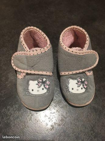 Chaussons gris Hello kitty T22 SG92