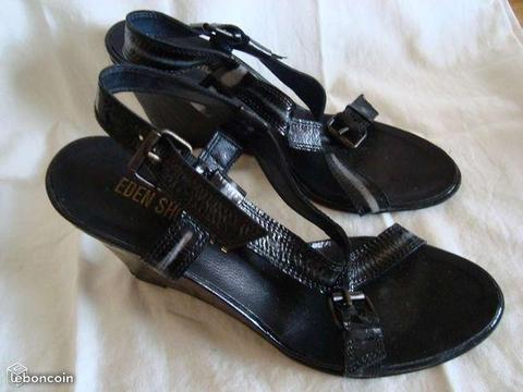 Sandales Eden Shoes noires et grises T.39