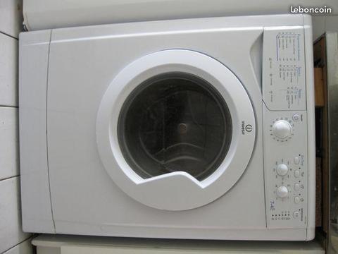 Machine à laver séchante INDESIT