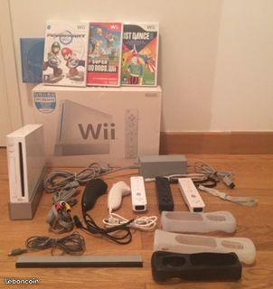 Console Wii + accessoires + jeux =