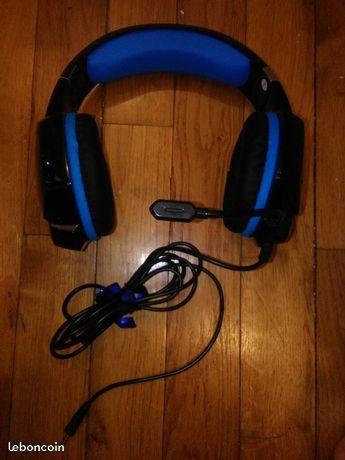 CASQUE GAMER COMPATIBLE PS4 COMMe NEUF
