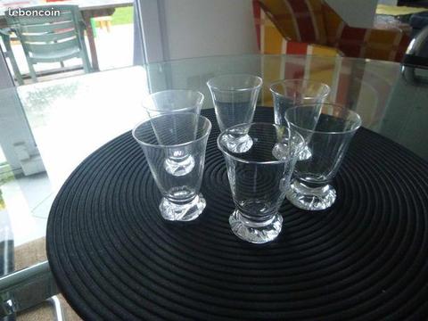 6 petits verres cristal DAUM-service KIM années 50