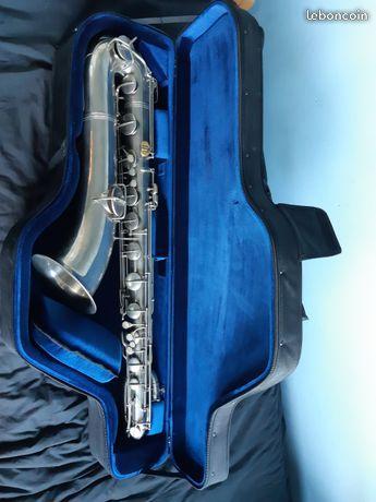 Saxophone baryton Conn 12m américain, années 1930