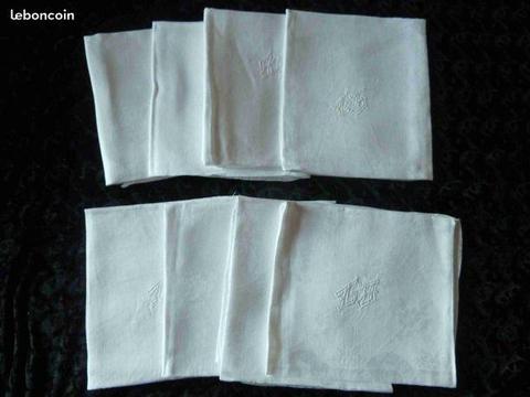 8 serviettes anciennes en lin damassée monogrammme