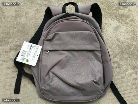 Sac à dos d école gris /sac sport neuf + étiquette