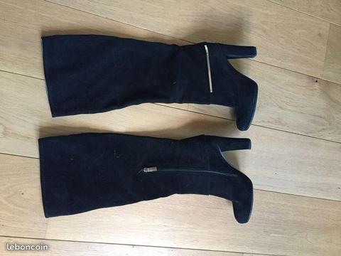 Bottes noires en daim taille 40