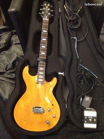 Guitare VARIAX 700 couleur ambre + housse en dur