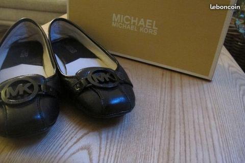 Beaux mocassins cuir MichaelKors noir Etat neuf
