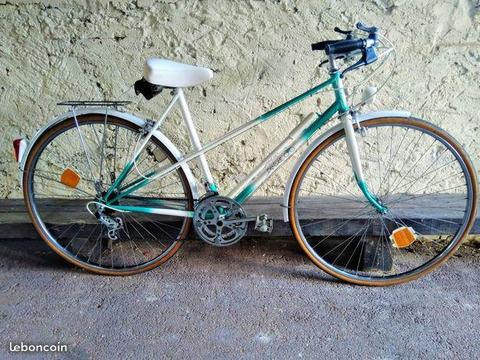 Vélo vintage B. DANGRE en très bon état T52